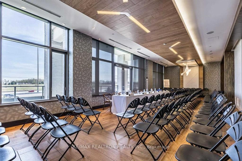 277 South Park Road, Unit 220 - Photo 20