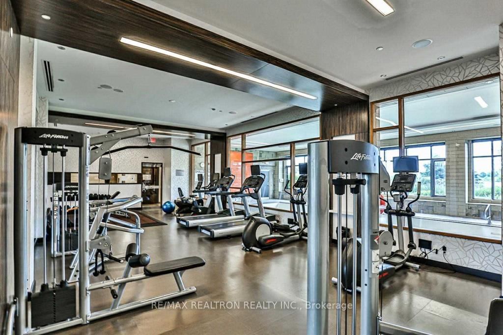 277 South Park Road, Unit 220 - Photo 23