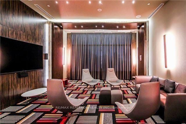 277 South Park Road, Unit 220 - Photo 28