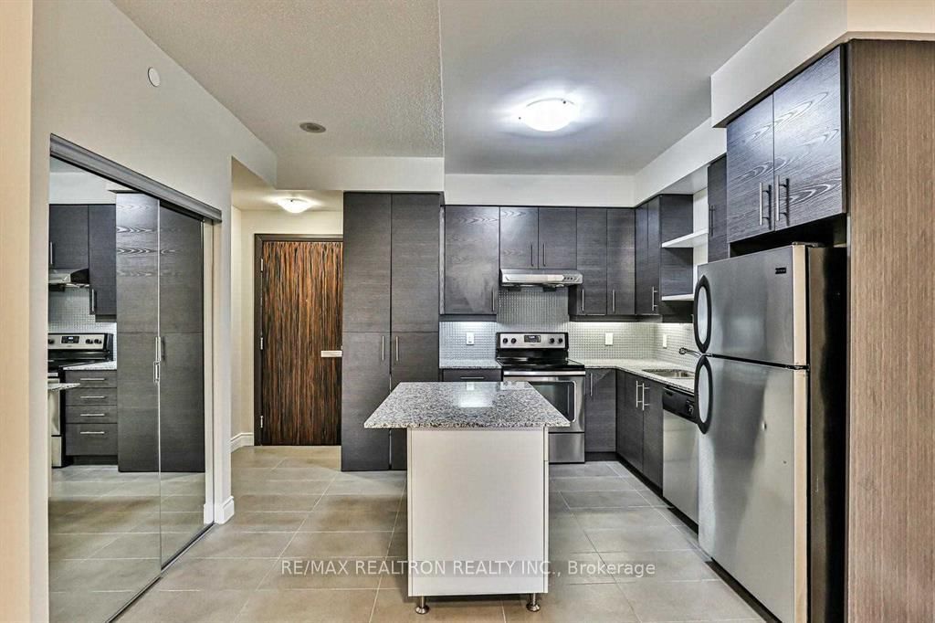 277 South Park Road, Unit 220 - Photo 6