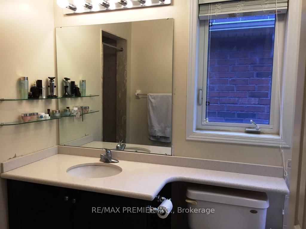 111 Catalpa Crescent - Photo 8