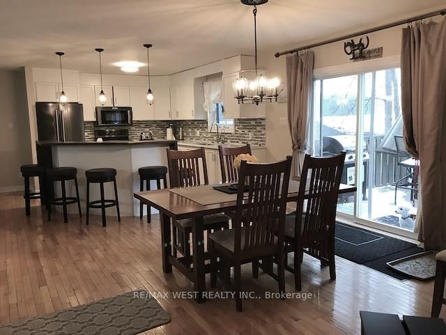 882 Pine Ave Avenue, Unit Near Lake - Photo 11