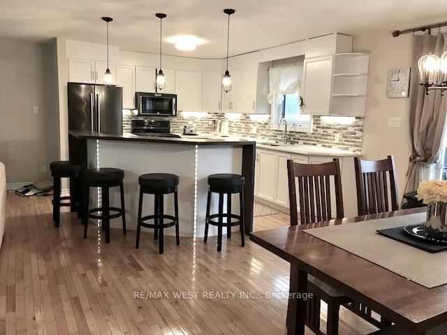 882 Pine Ave Avenue, Unit Near Lake - Photo 4