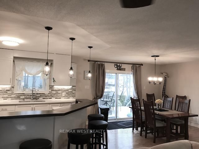 882 Pine Ave Avenue, Unit Near Lake - Photo 7