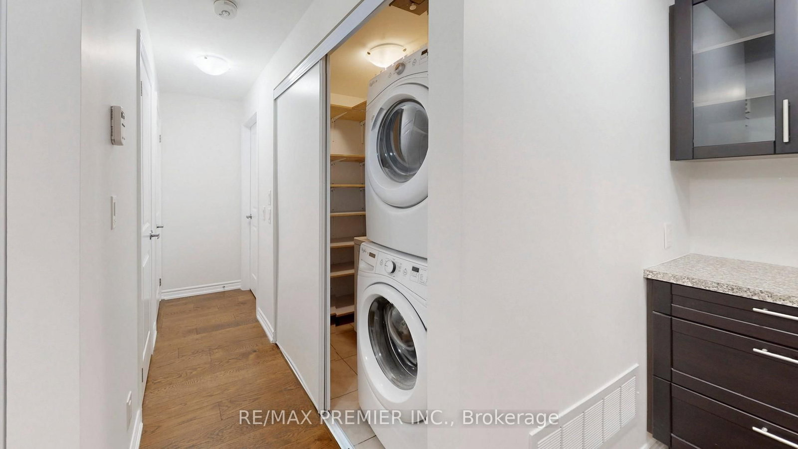 127 Silverwood Avenue, Unit 1 - Photo 14