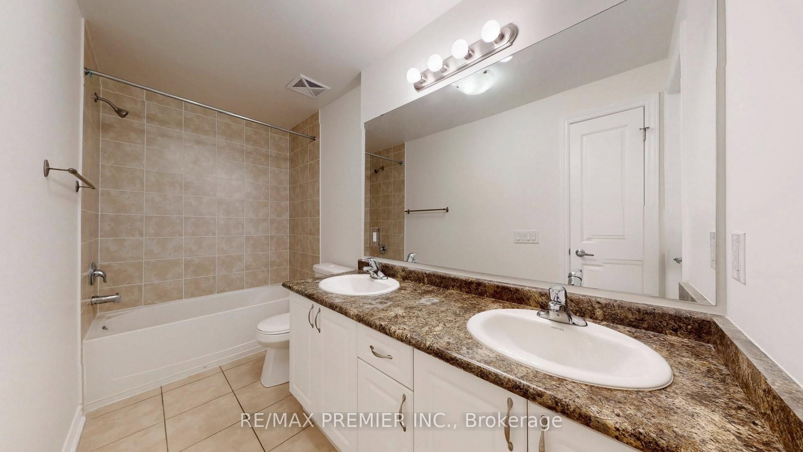 127 Silverwood Avenue, Unit 1 - Photo 24