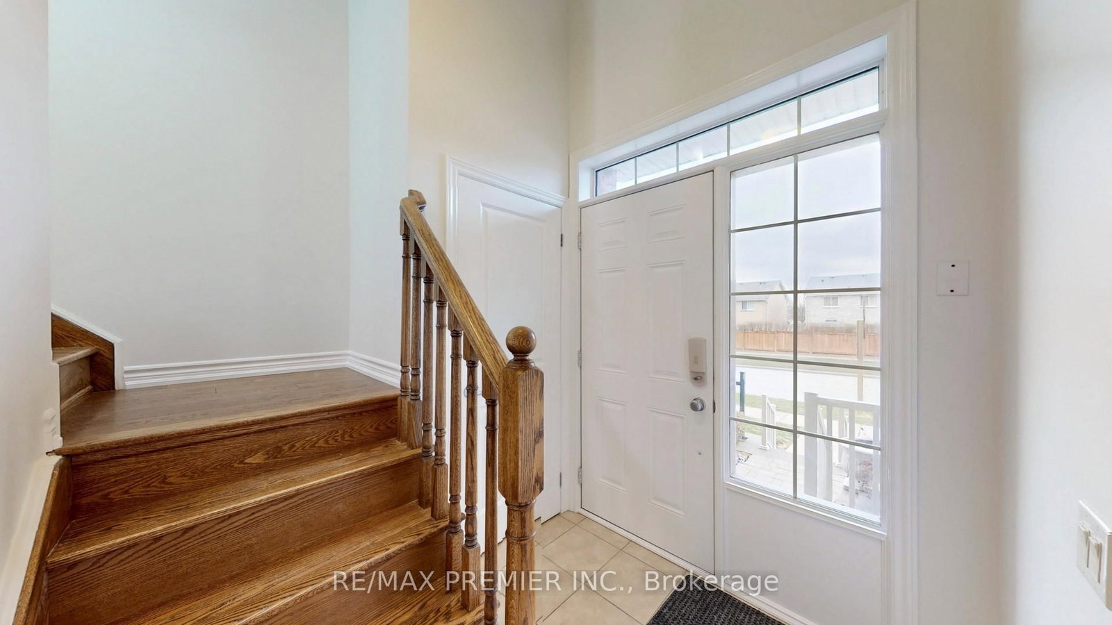 127 Silverwood Avenue, Unit 1 - Photo 25