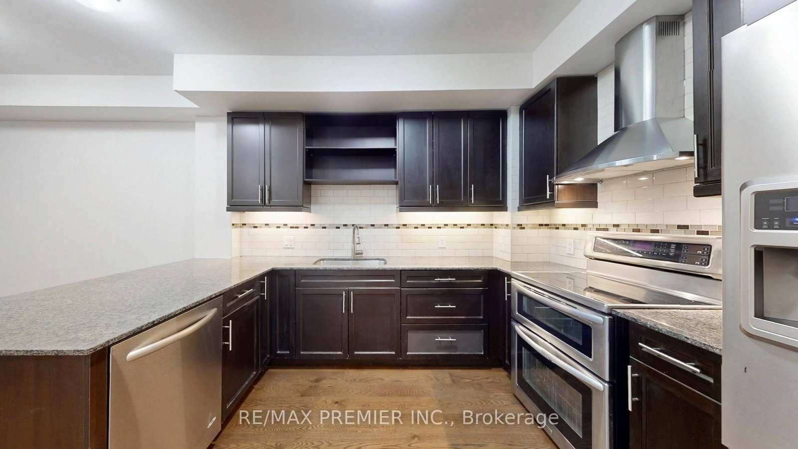 127 Silverwood Avenue, Unit 1 - Photo 9