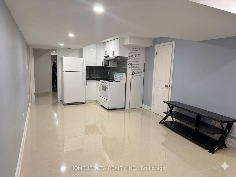 42 Mohandas Dr, Markham, L3S 0E5 | Image 3