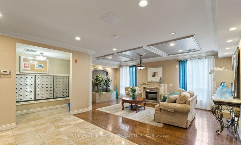 603 - 1 Maison Parc Crt, Vaughan, L4J 9K1 | Image 3