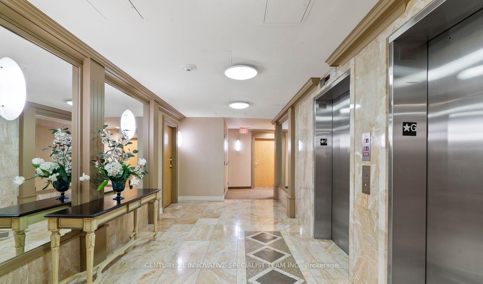 1 Maison Parc Court, Unit 603 - Photo 4