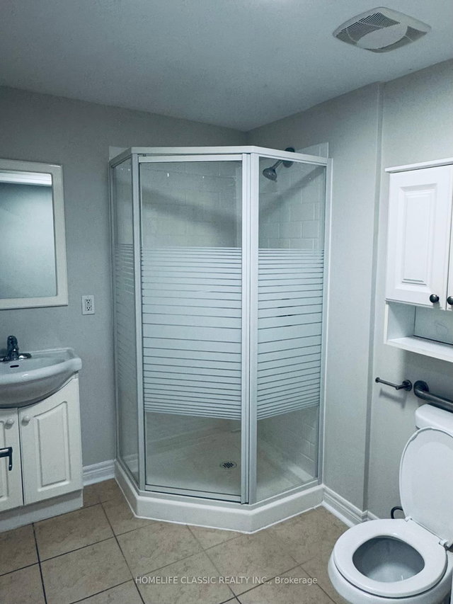 First Floor #2 - 2915 Bur Oak Avenue