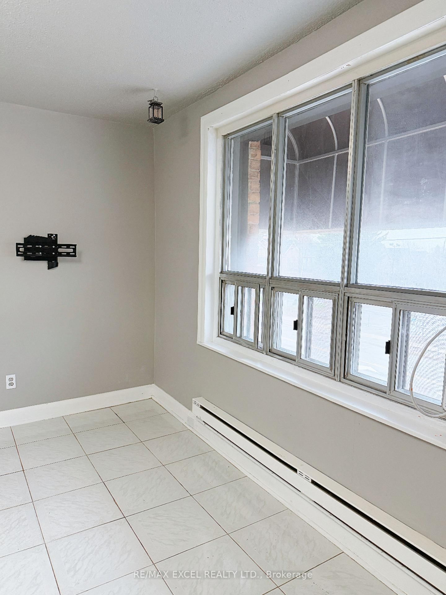 348 Main Street N, Unit 2A - Photo 3