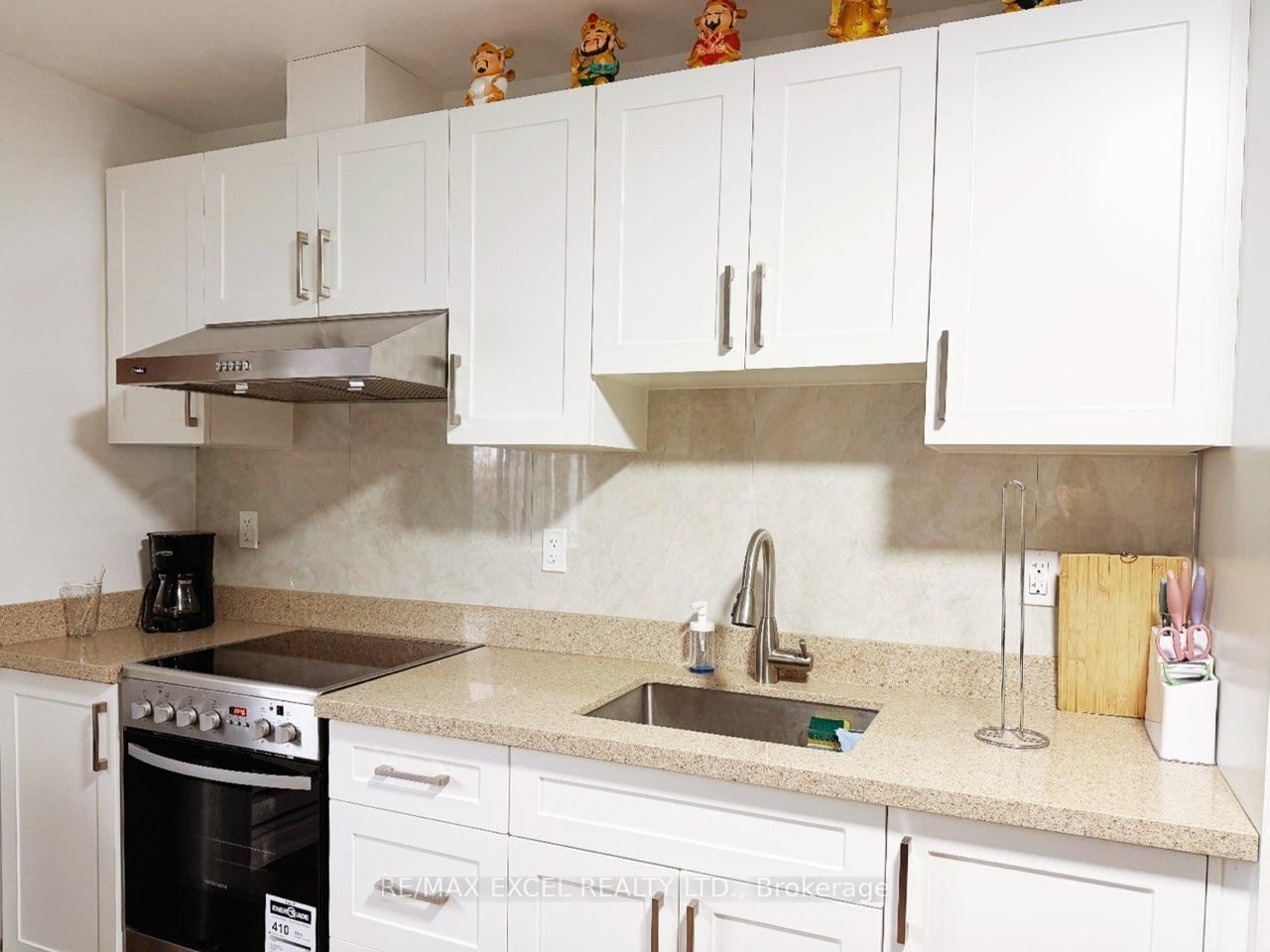 348 Main Street N, Unit 301 - Photo 3