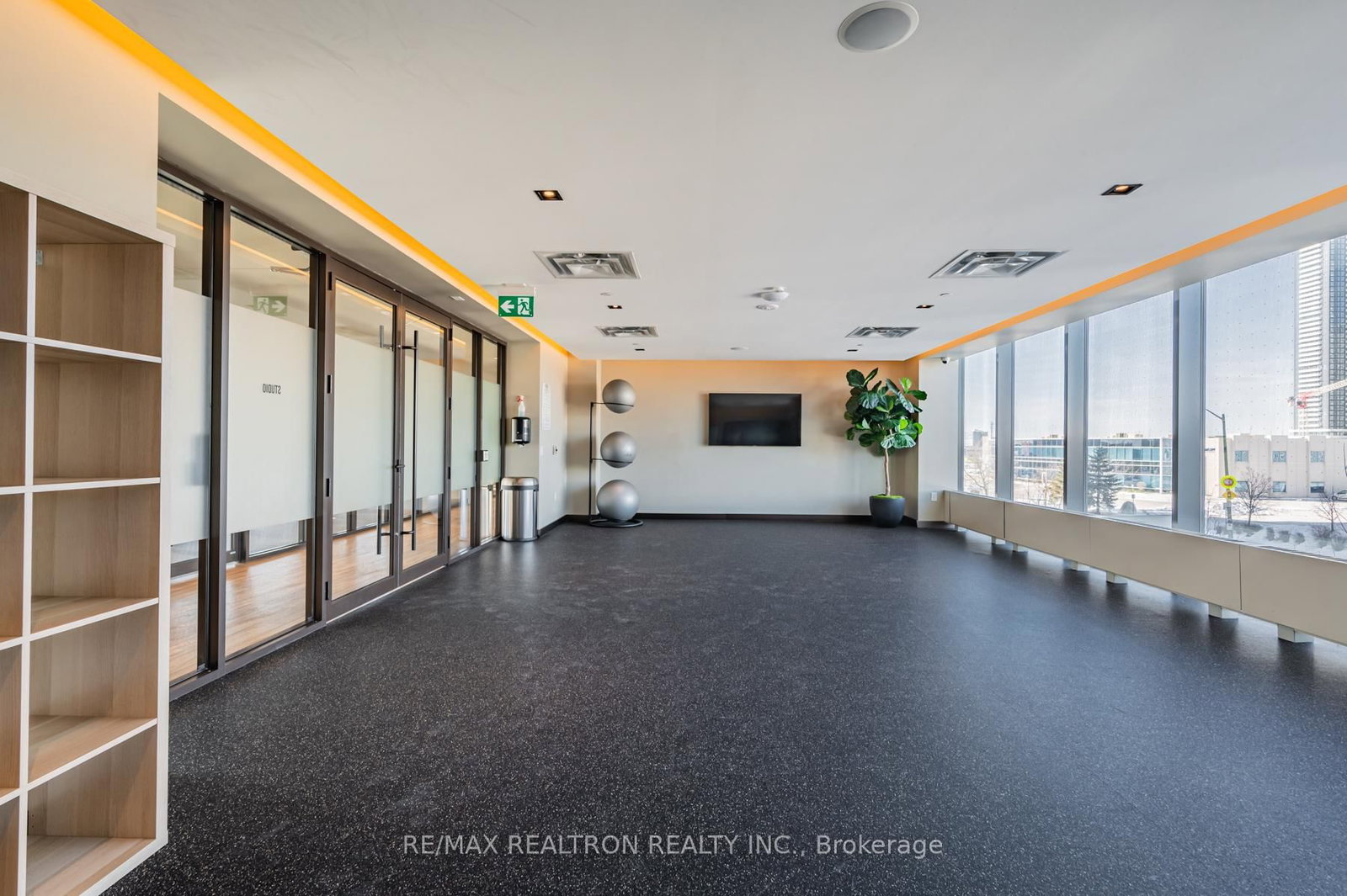 10 Honeycrisp Crescent, Unit 1708 - Photo 22