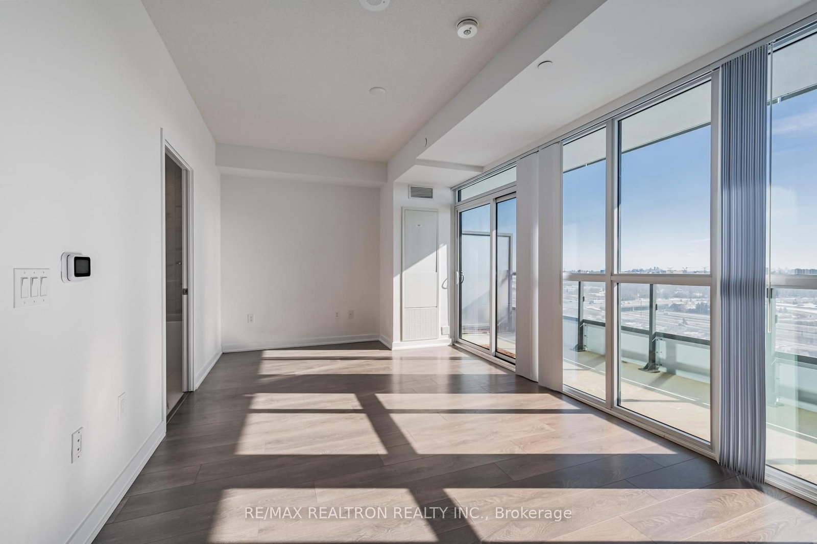 10 Honeycrisp Crescent, Unit 1708 - Photo 6