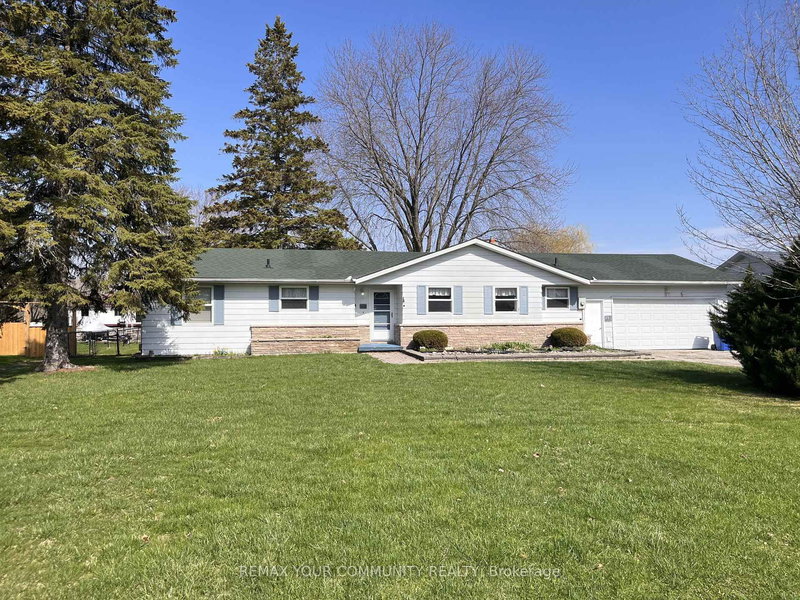 37 Canal St, Georgina, L4P 1K6 | Image 3