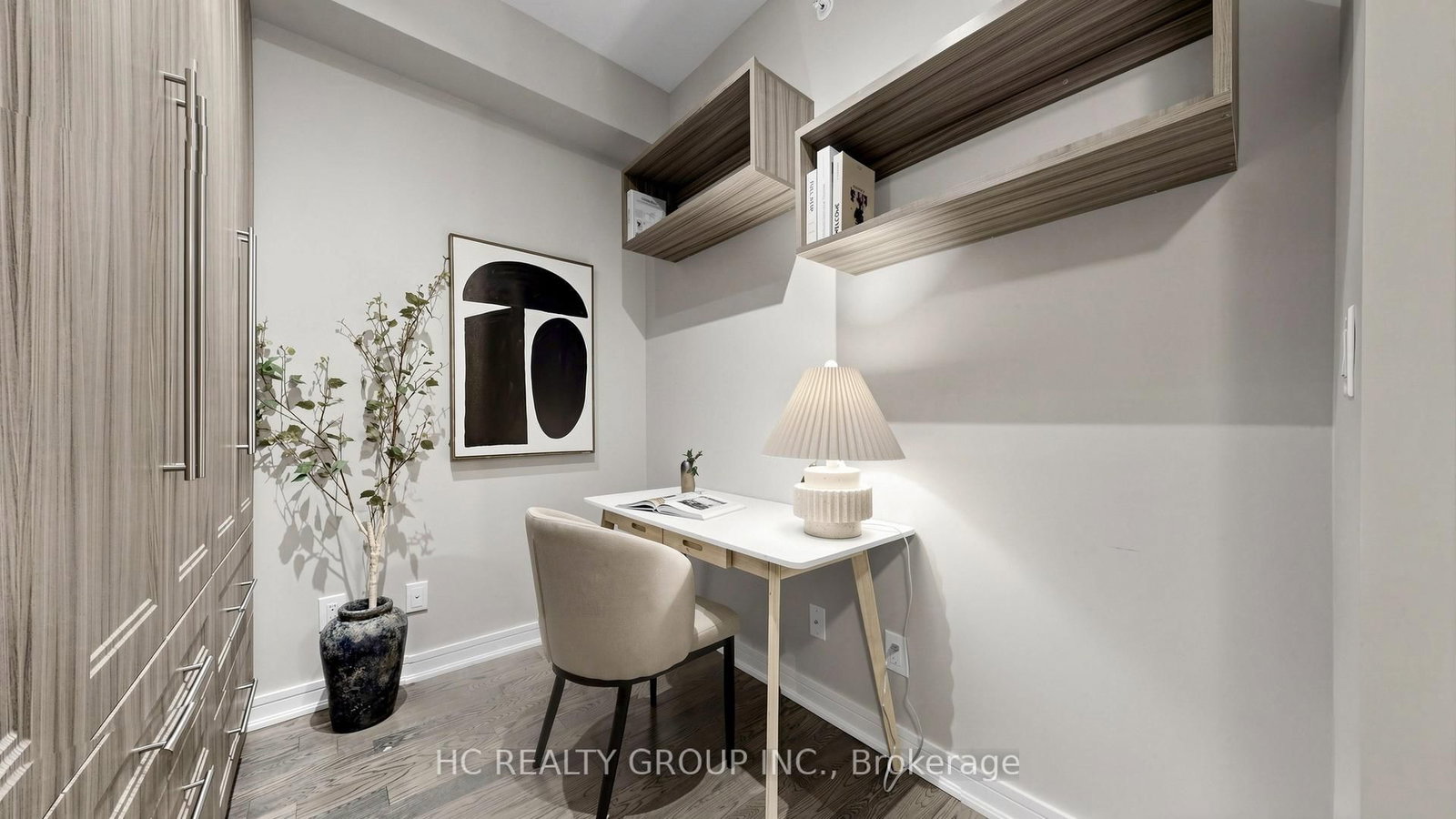 9205 Yonge Street, Unit 907 - Photo 13