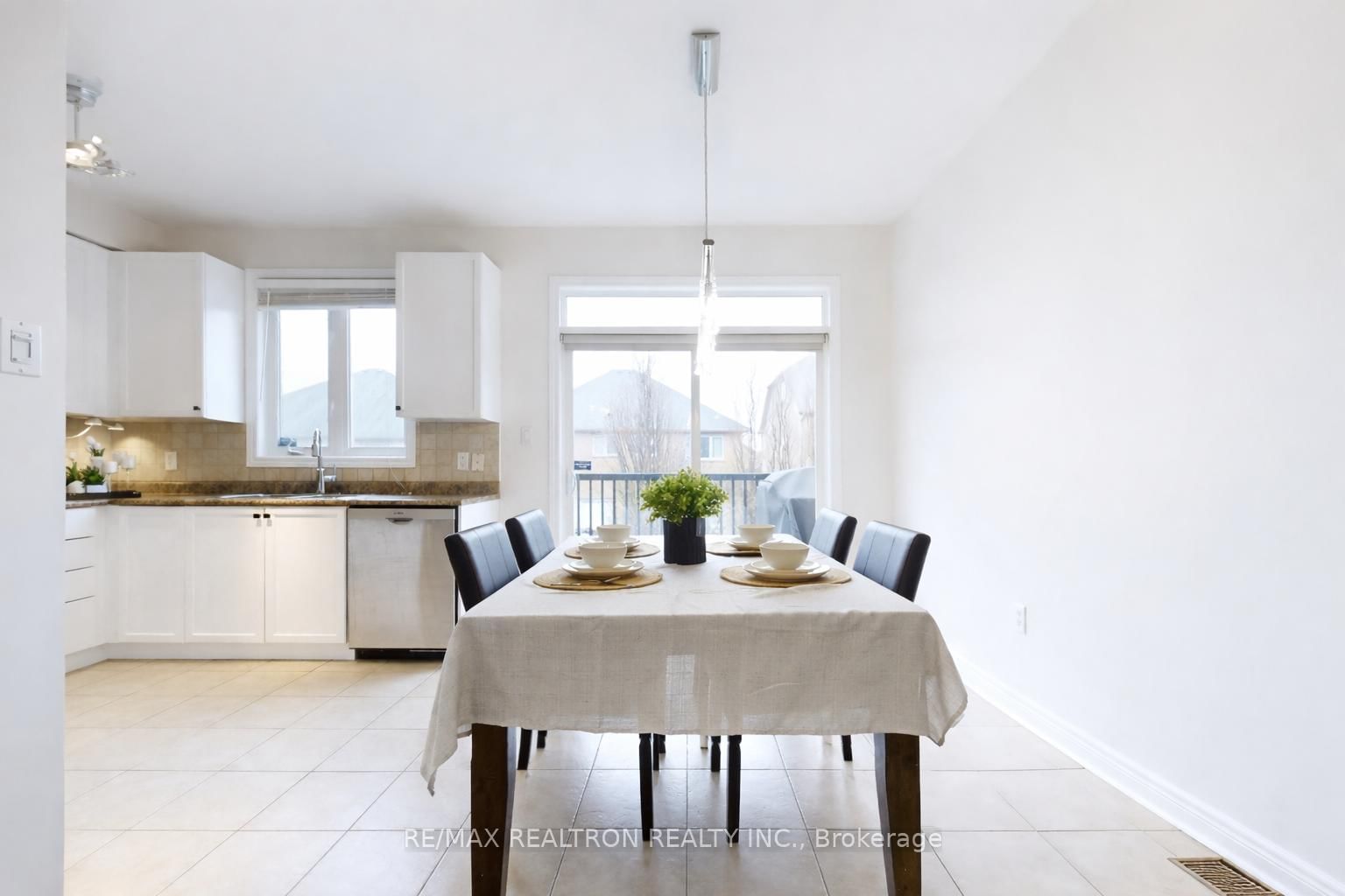 Semi-Detached House for sale at 44 Westolivia Trail, Vaughan, Ontario, L4J 0C1 - Patterson - MLS: N13018062