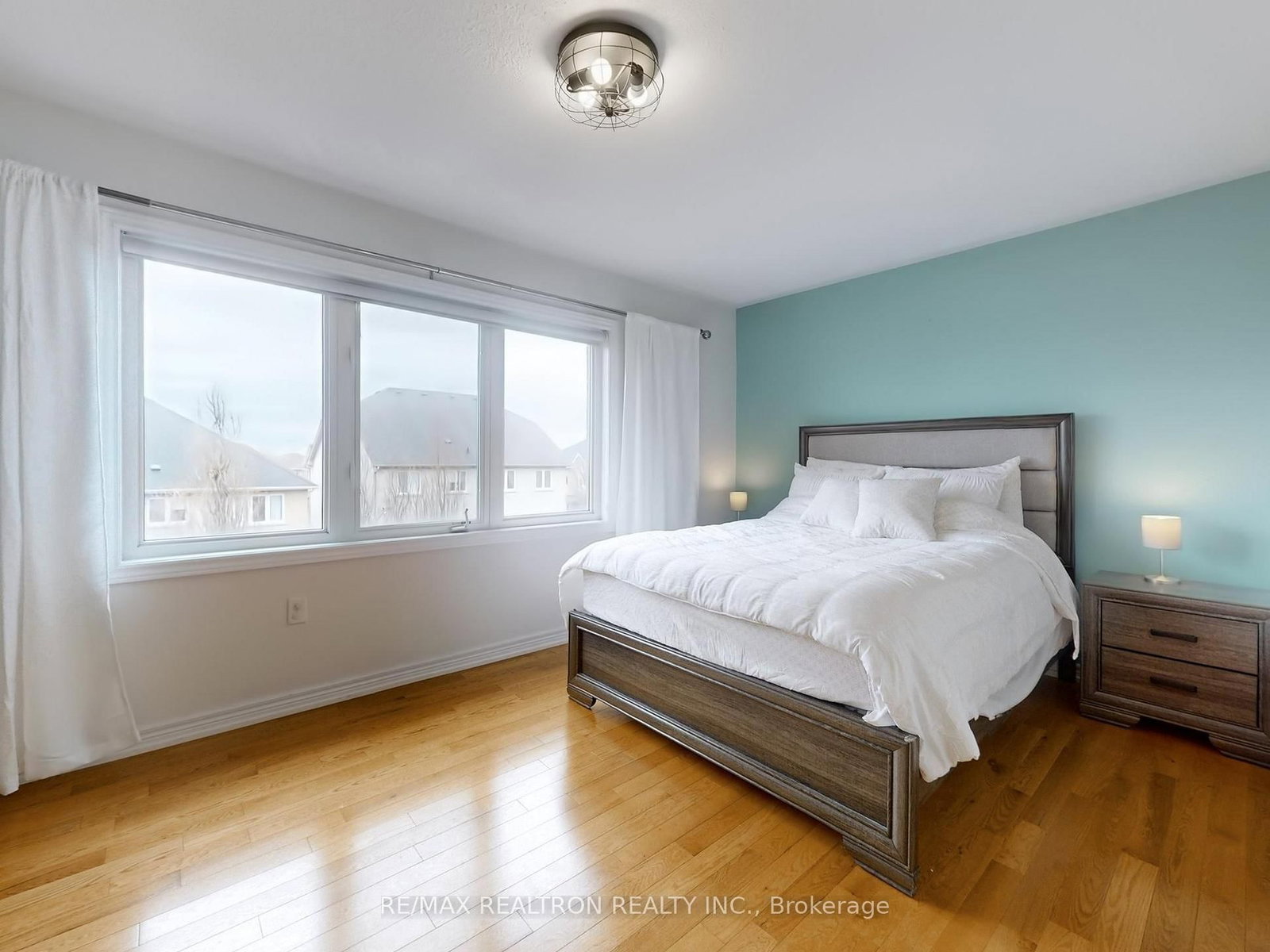 Semi-Detached House for sale at 44 Westolivia Trail, Vaughan, Ontario, L4J 0C1 - Patterson - MLS: N13018062