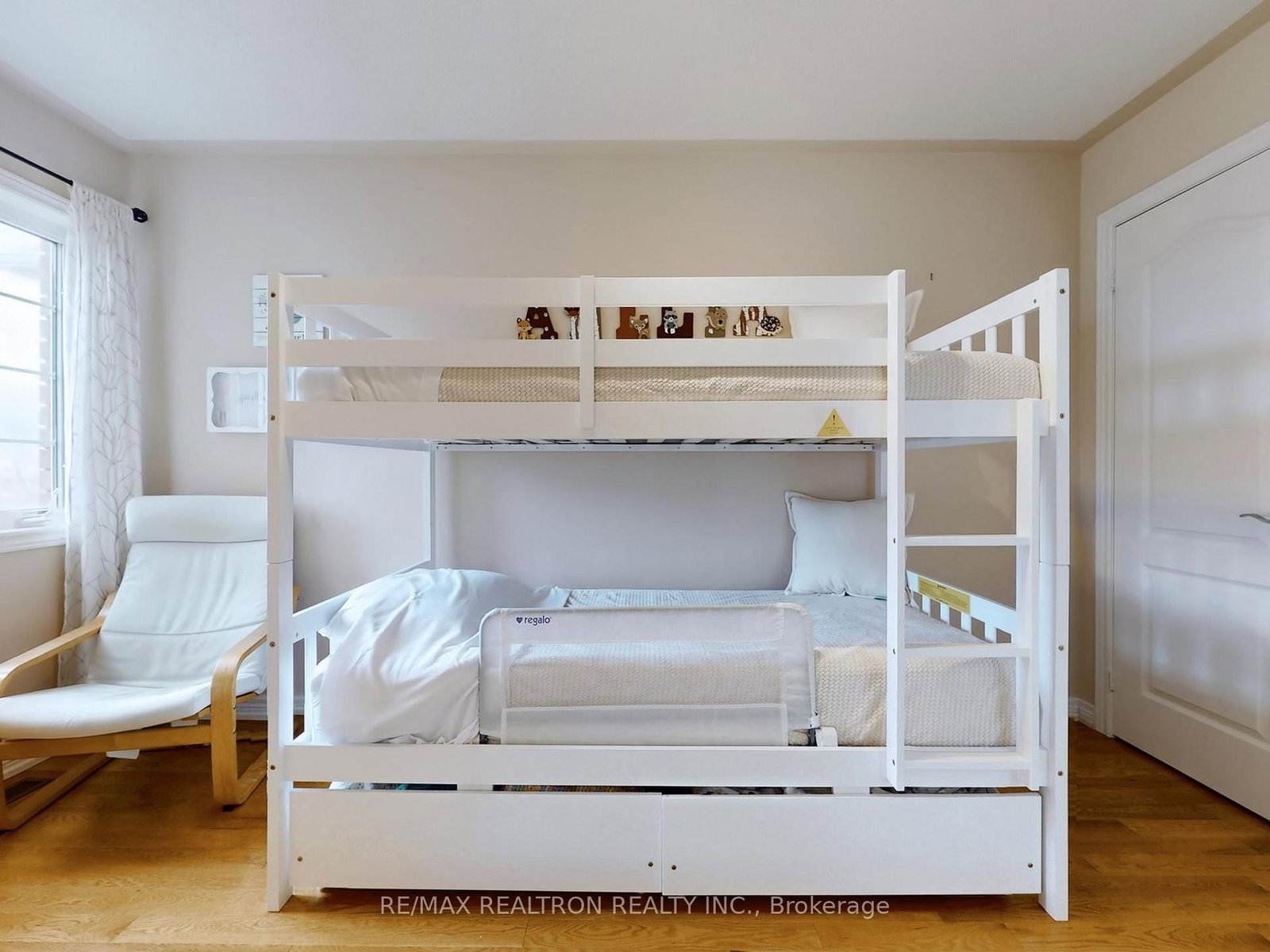 Semi-Detached House for sale at 44 Westolivia Trail, Vaughan, Ontario, L4J 0C1 - Patterson - MLS: N13018062