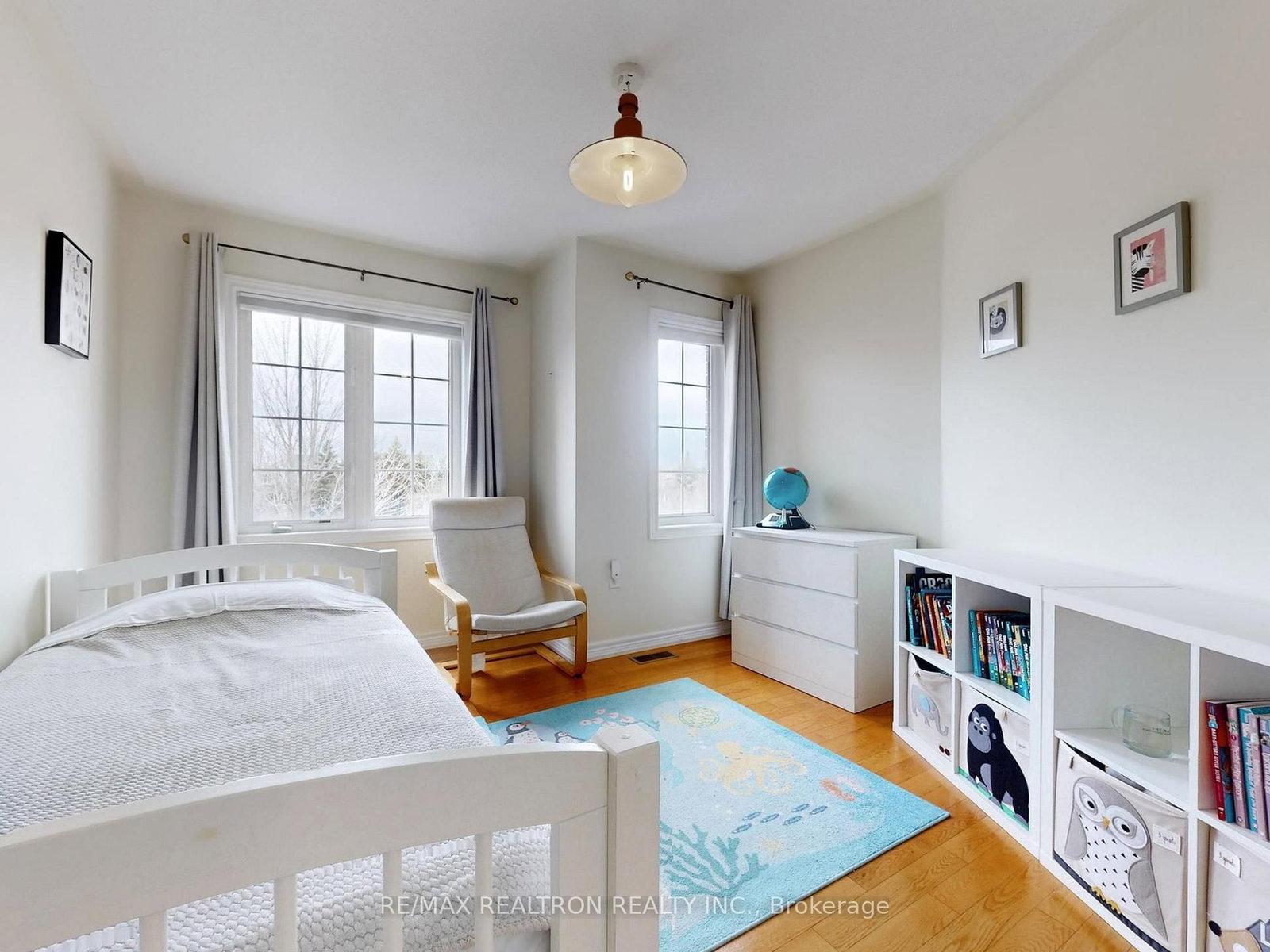 Semi-Detached House for sale at 44 Westolivia Trail, Vaughan, Ontario, L4J 0C1 - Patterson - MLS: N13018062