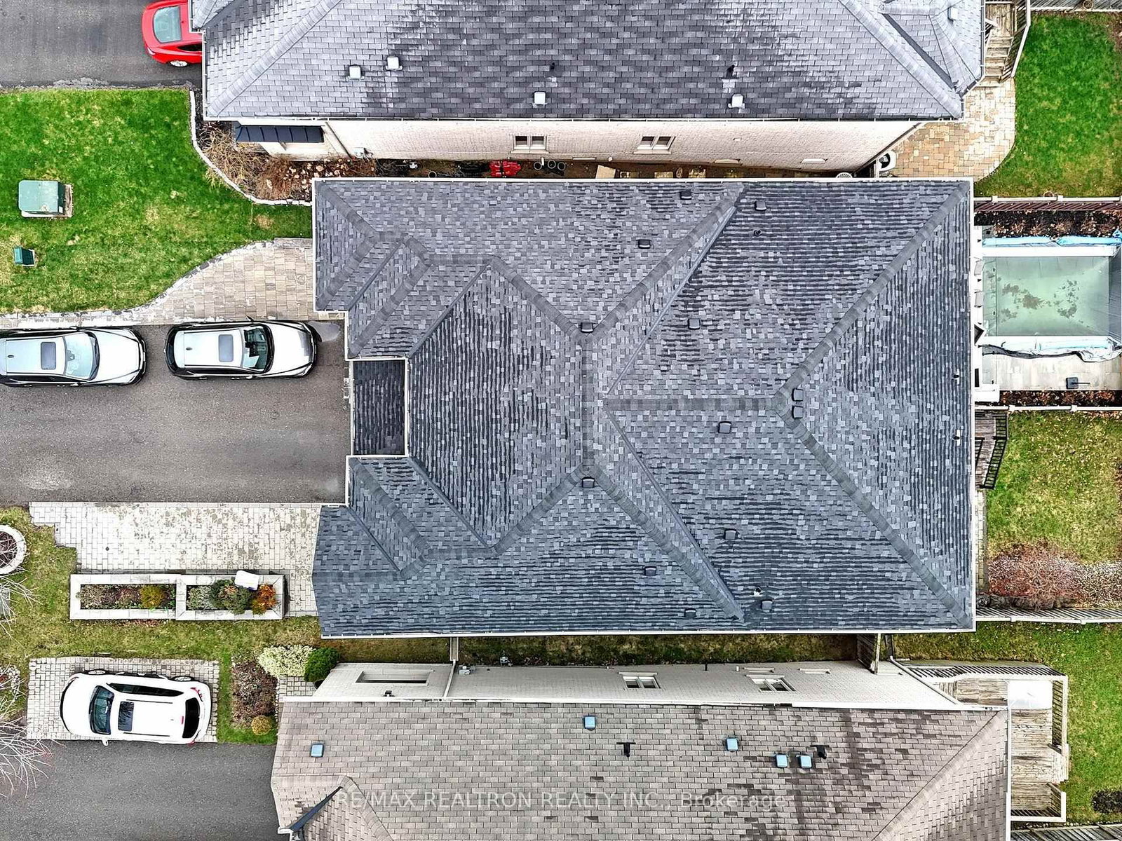 Semi-Detached House for sale at 44 Westolivia Trail, Vaughan, Ontario, L4J 0C1 - Patterson - MLS: N13018062