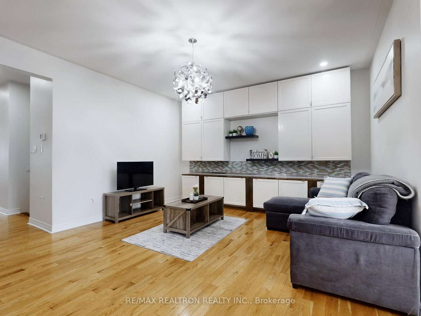 Semi-Detached House for sale at 44 Westolivia Trail, Vaughan, Ontario, L4J 0C1 - Patterson - MLS: N13018062