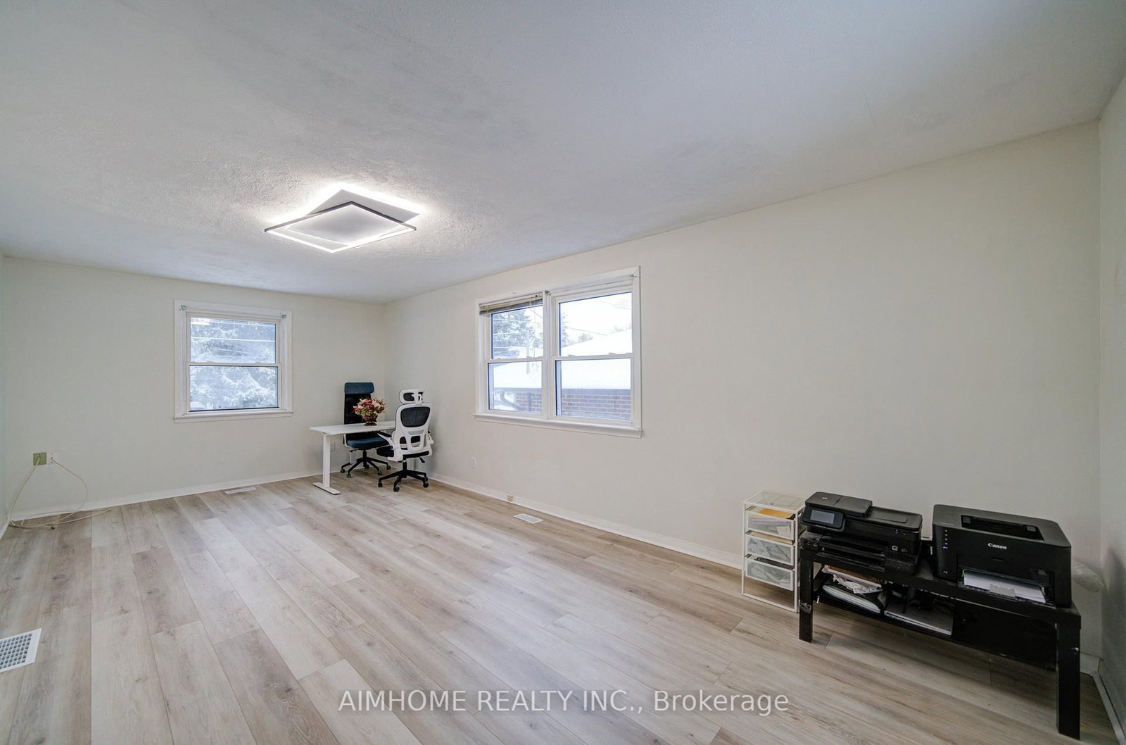 Detached House for sale at 222 Richmond Street, Richmond Hill, Ontario, L4C 3Y8 - Mill Pond - MLS: N13018466