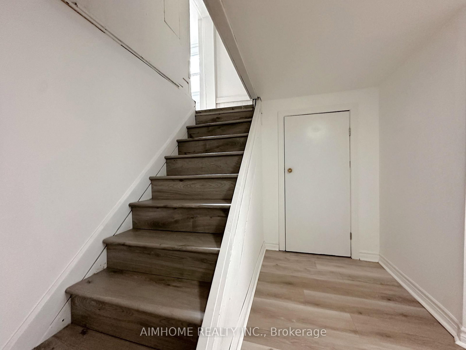 Detached House for sale at 222 Richmond Street, Richmond Hill, Ontario, L4C 3Y8 - Mill Pond - MLS: N13018466