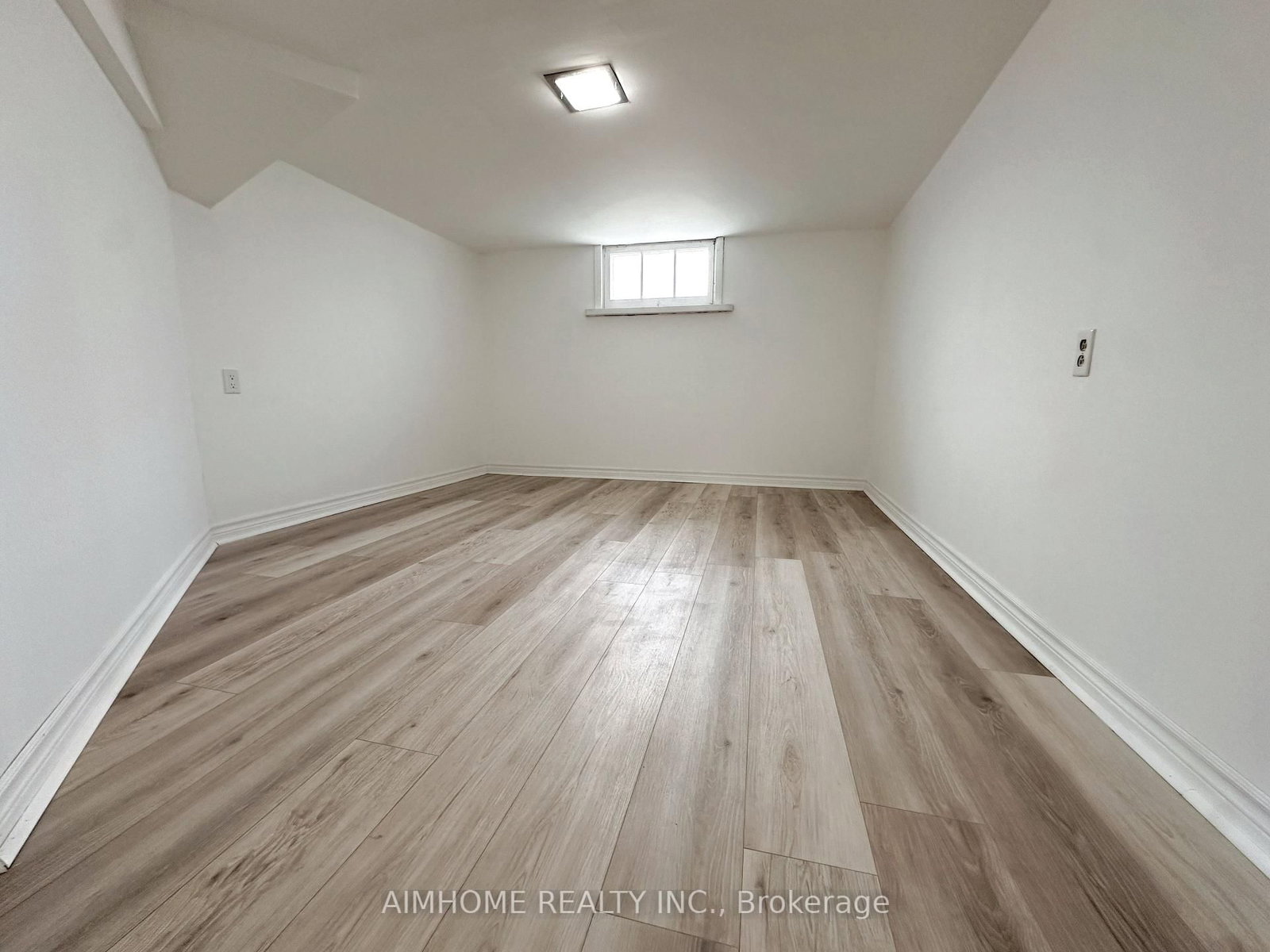 Detached House for sale at 222 Richmond Street, Richmond Hill, Ontario, L4C 3Y8 - Mill Pond - MLS: N13018466