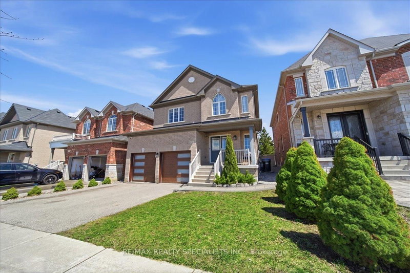 136 Noble Dr, Bradford West Gwillimbury, L3Z 0J5 | Image 3