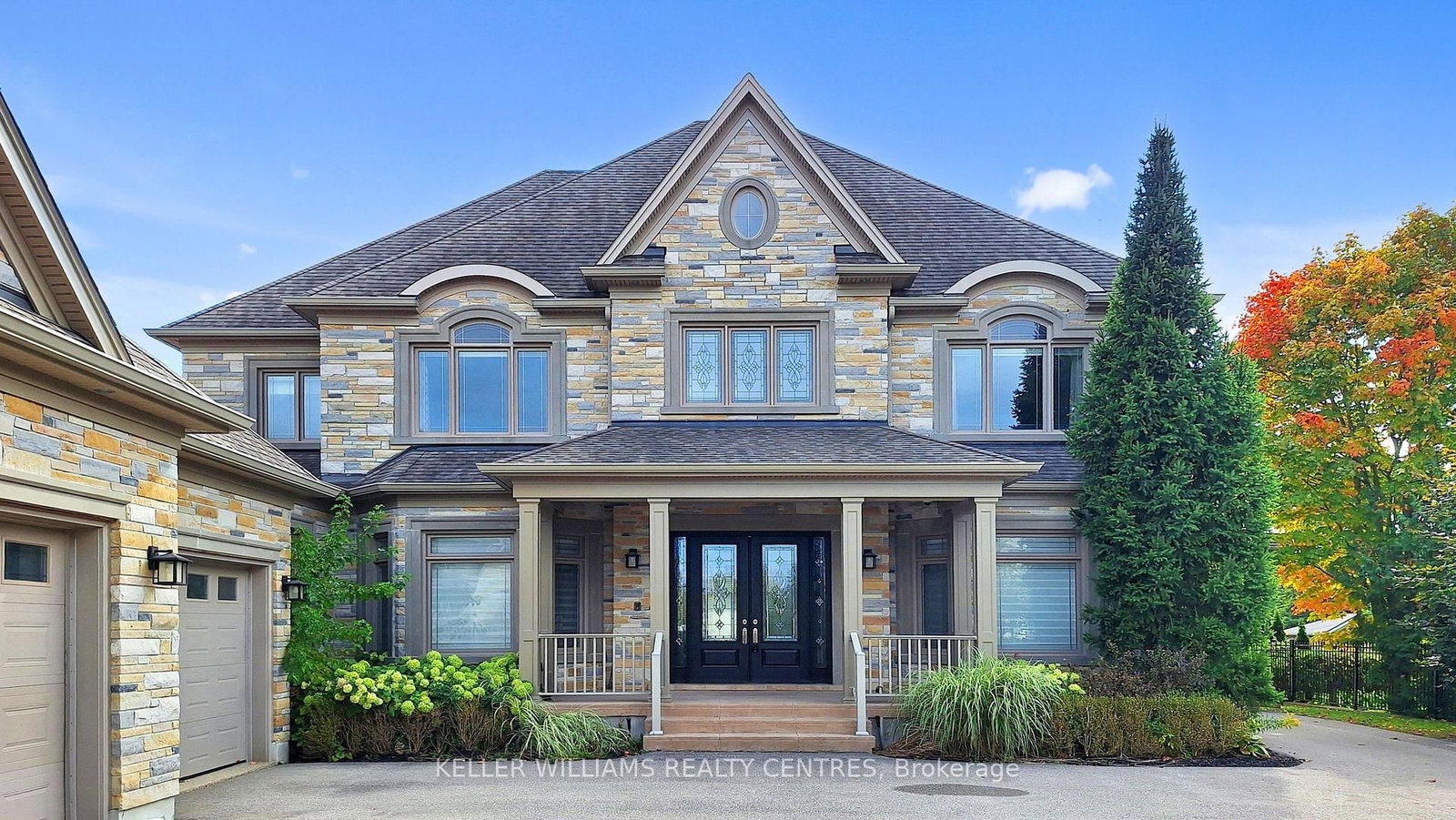 33 Maple Grove Avenue • Richmond Hill, ON photo 5
