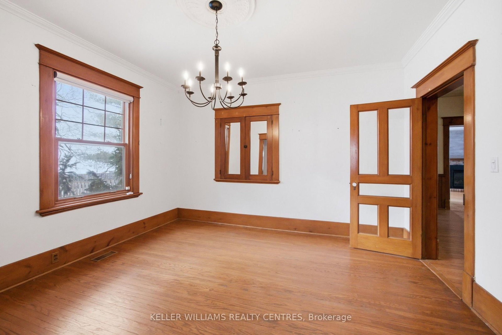 3664 Line 8 - Photo 10