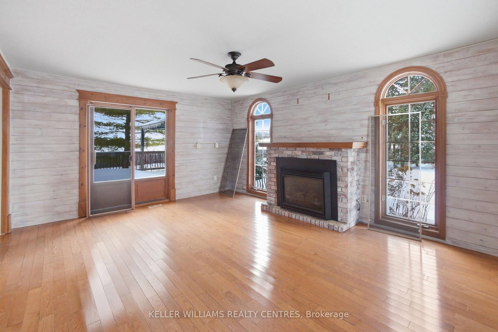 3664 Line 8 - Photo 14