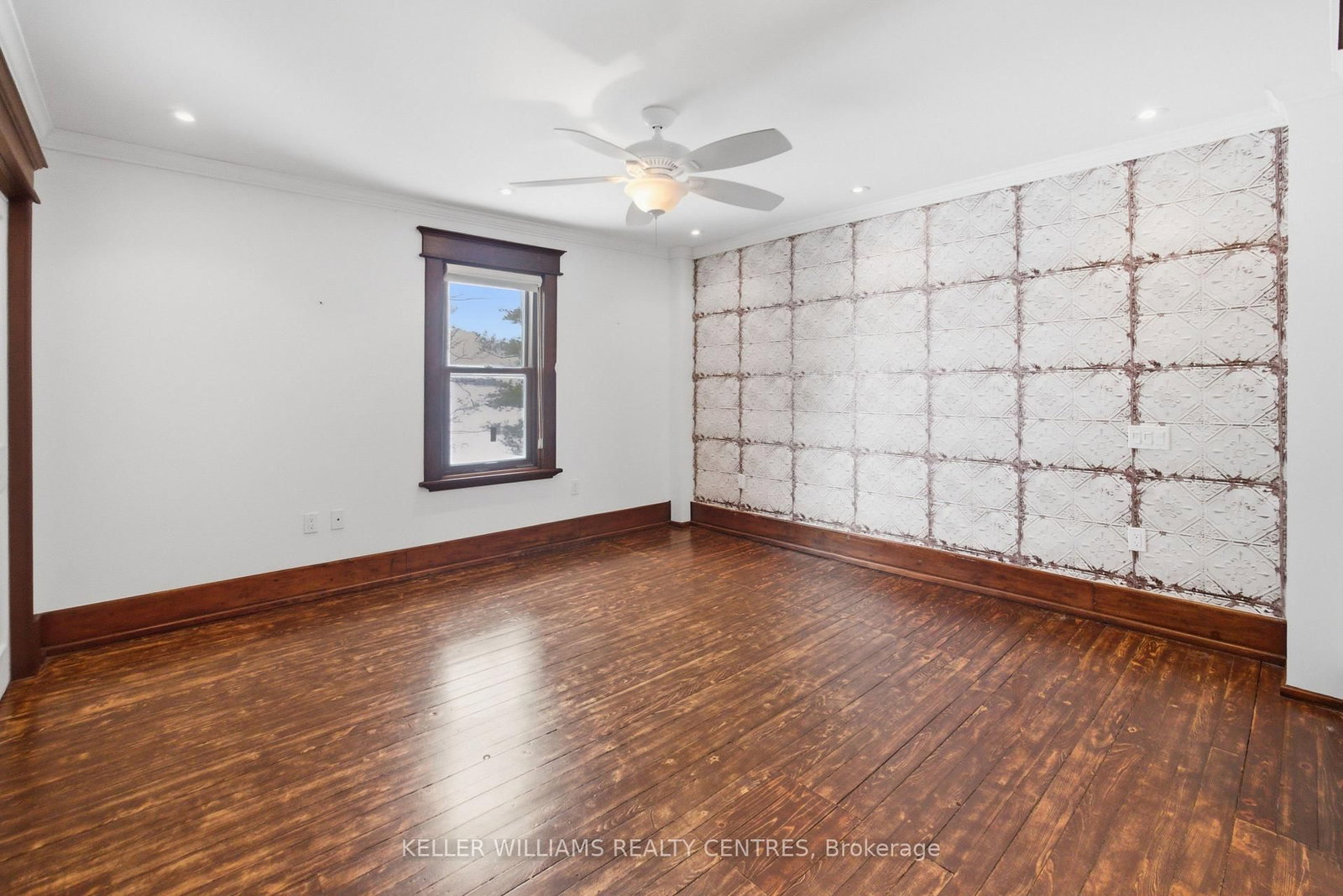 3664 Line 8 - Photo 19