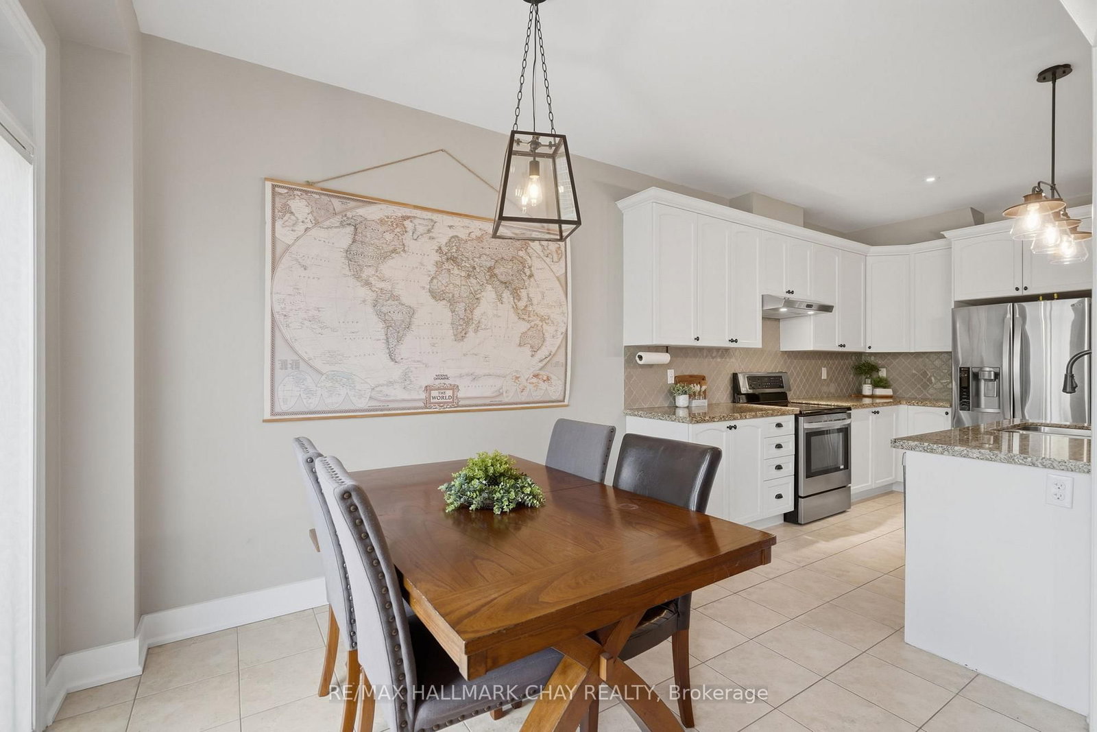 Townhouse for sale at 113 Collier Crescent, Essa, Ontario, L3W 0M9 - Angus - MLS: N13018804