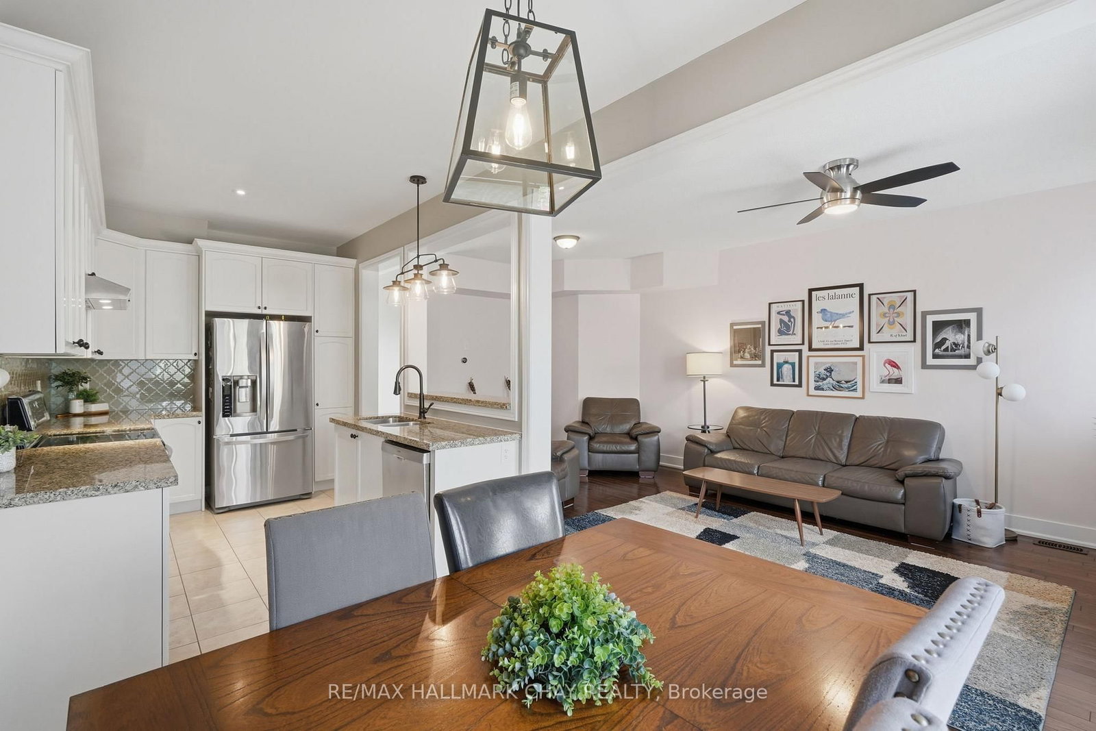 Townhouse for sale at 113 Collier Crescent, Essa, Ontario, L3W 0M9 - Angus - MLS: N13018804