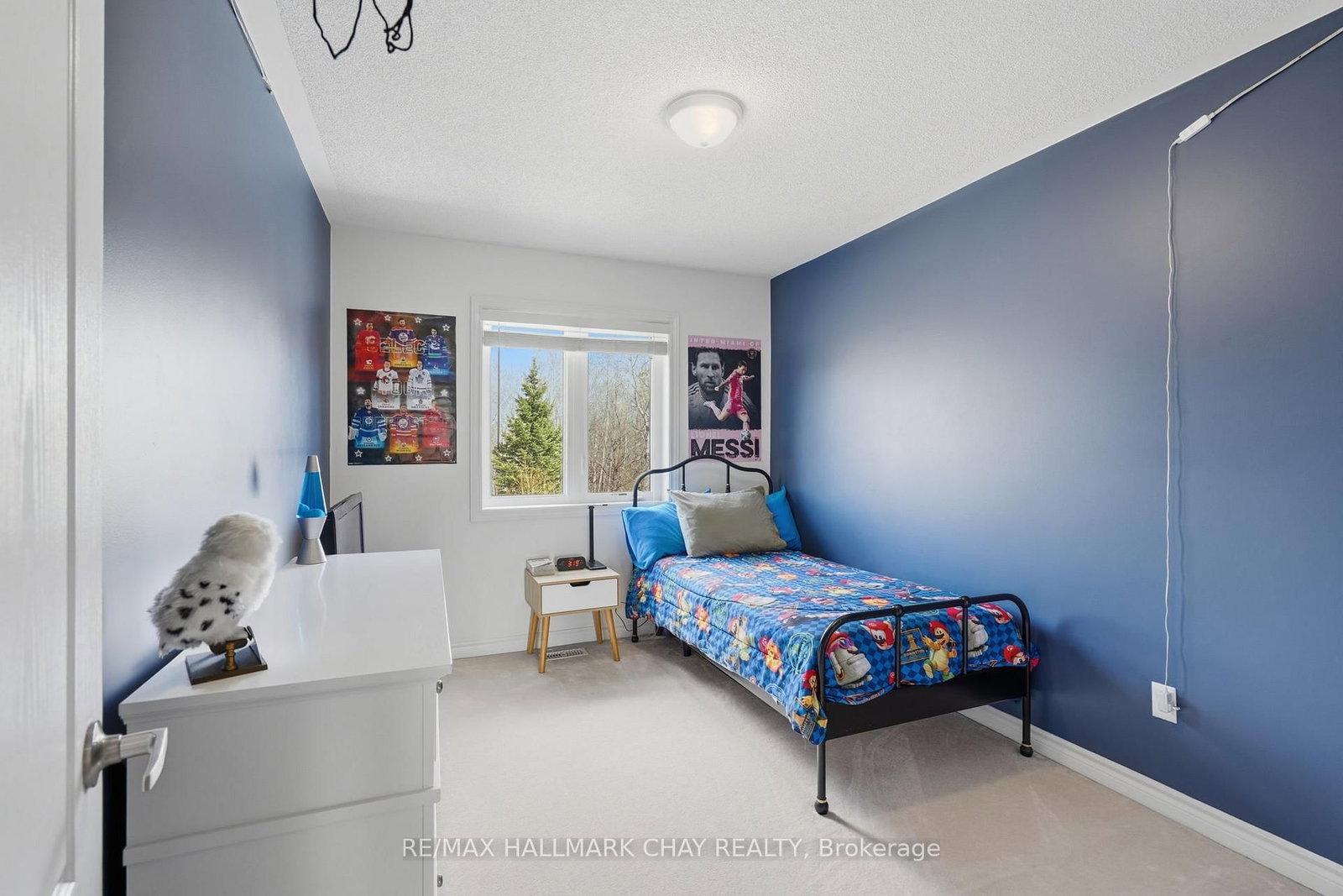 Townhouse for sale at 113 Collier Crescent, Essa, Ontario, L3W 0M9 - Angus - MLS: N13018804