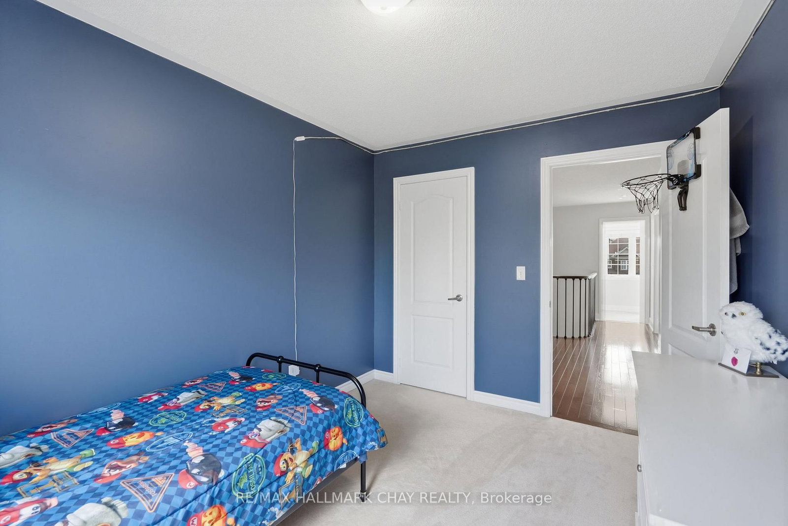 Townhouse for sale at 113 Collier Crescent, Essa, Ontario, L3W 0M9 - Angus - MLS: N13018804