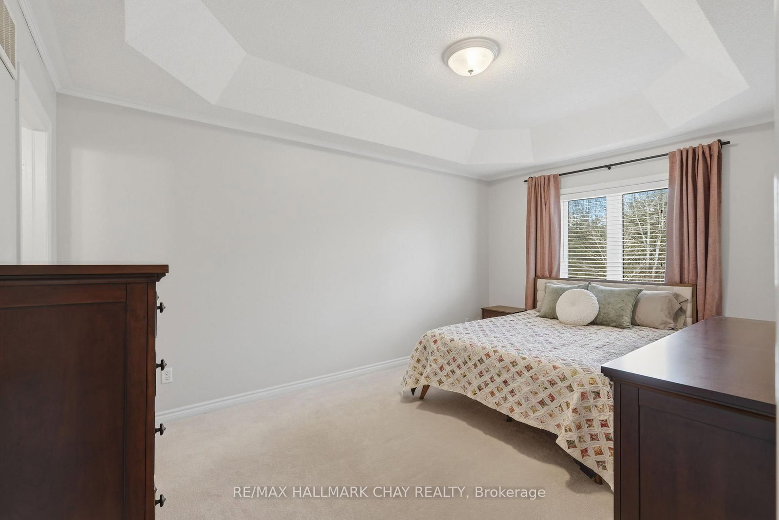 Townhouse for sale at 113 Collier Crescent, Essa, Ontario, L3W 0M9 - Angus - MLS: N13018804