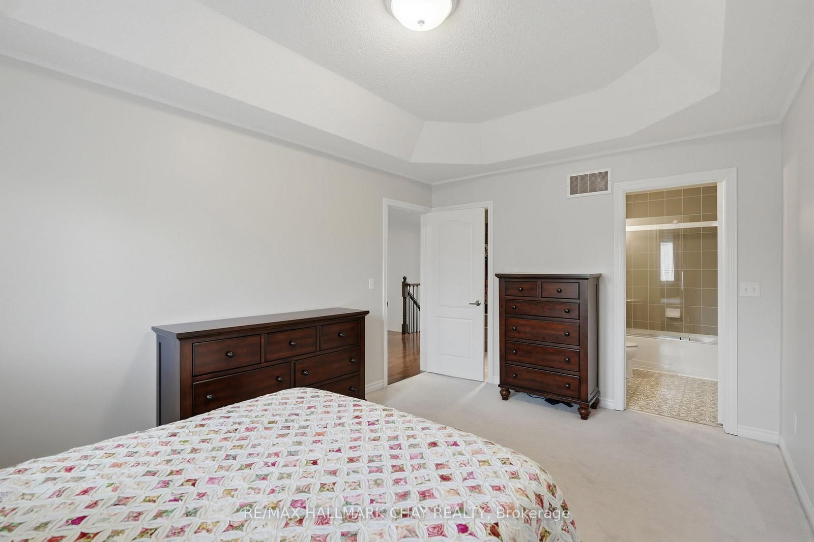 Townhouse for sale at 113 Collier Crescent, Essa, Ontario, L3W 0M9 - Angus - MLS: N13018804