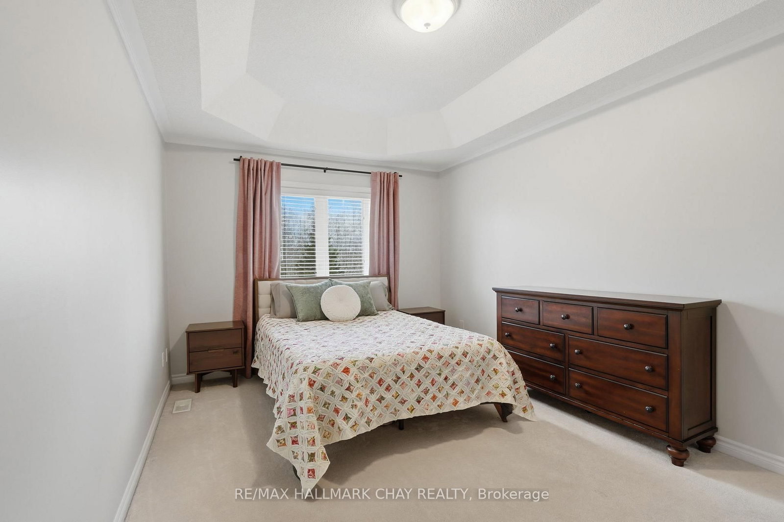 Townhouse for sale at 113 Collier Crescent, Essa, Ontario, L3W 0M9 - Angus - MLS: N13018804