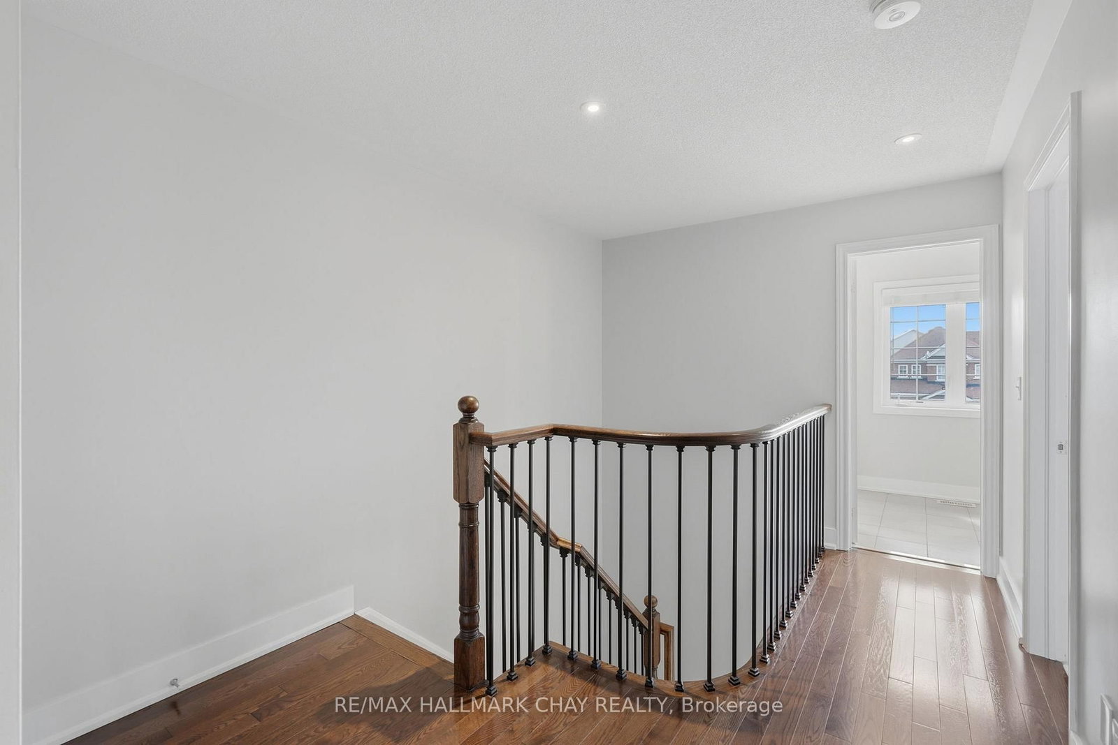 Townhouse for sale at 113 Collier Crescent, Essa, Ontario, L3W 0M9 - Angus - MLS: N13018804