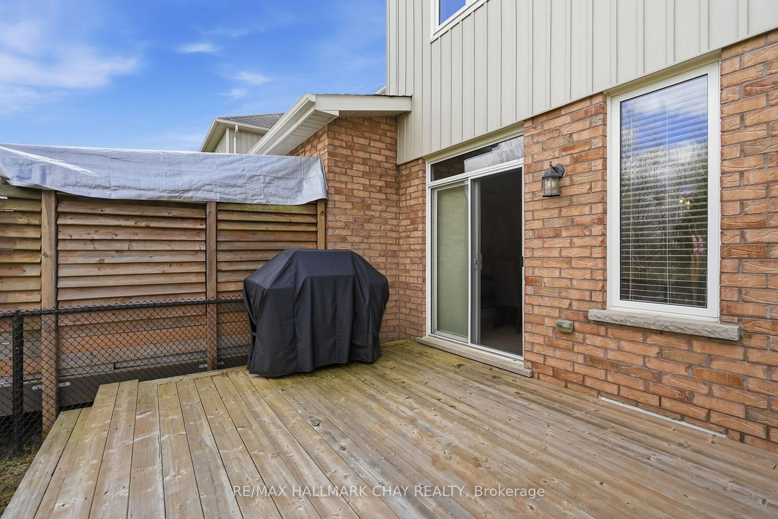 Townhouse for sale at 113 Collier Crescent, Essa, Ontario, L3W 0M9 - Angus - MLS: N13018804