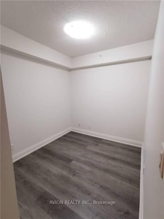 370 Highway 7 Avenue E, Unit 217 - Photo 4