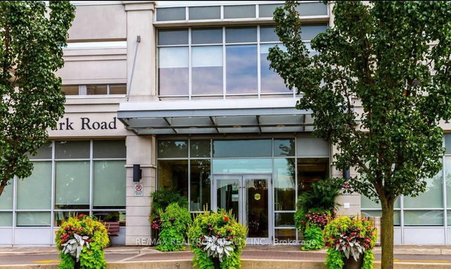 211 - 15 North Park Road