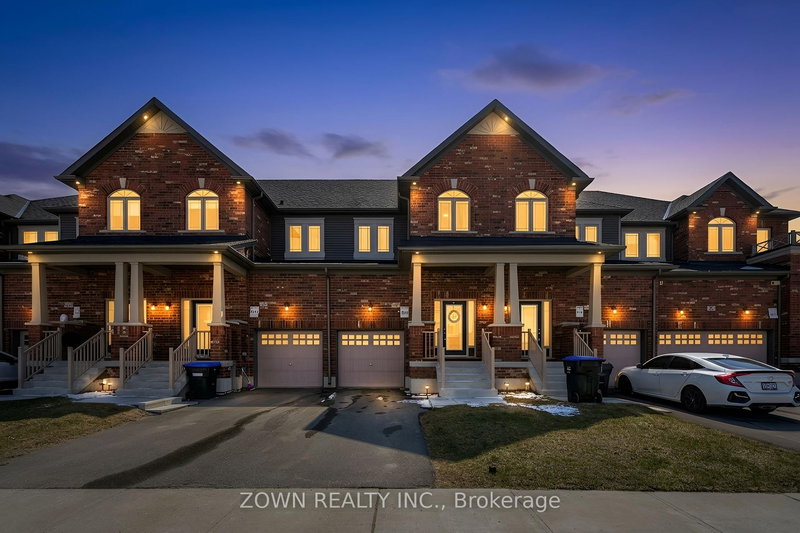 81 Lorne Thomas Pl, New Tecumseth, Ontario