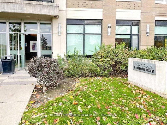 701 - 111 Upper Duke Crescent