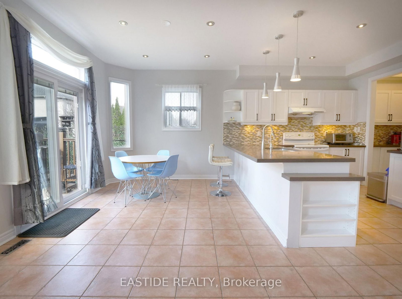 346 Castan Avenue - Photo 13